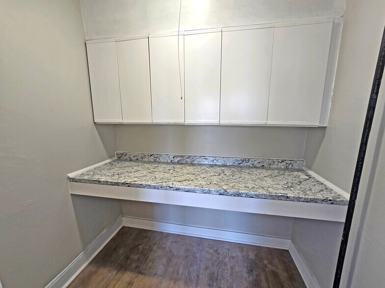 More Photos Of , Springfield Multifamily For Sale