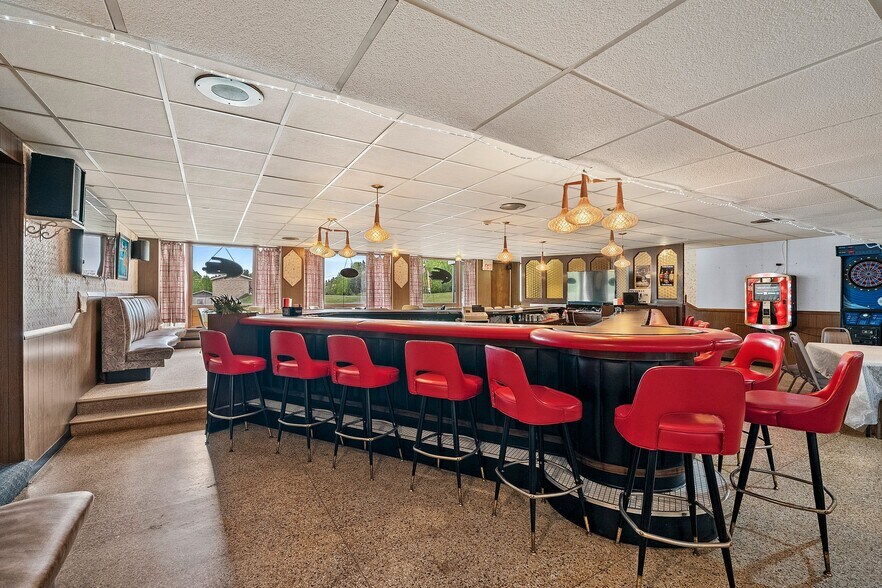 More Photos Of W11466 US Hwy 8, Dunbar Restaurant For Sale