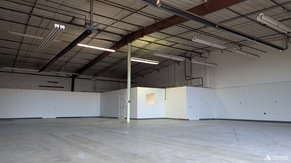 More Photos Of 14125-14133 Mead St, Longmont Flex For Lease