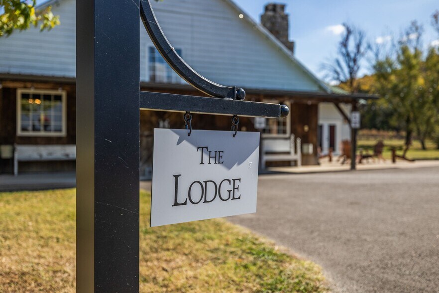 More Photos Of 2133 Allisona Rd, Eagleville Lodge Meeting Hall For Sale