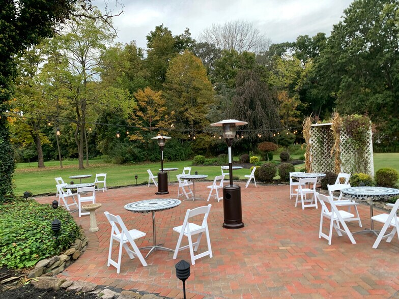 More Photos Of 1039 Old York Rd, East Amwell Township Restaurant For Sale