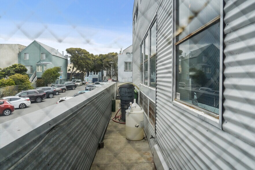 More Photos Of 1326 9th Ave, San Francisco Restaurant For Sale