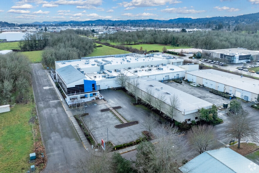 More Photos Of 3590 W 3rd Ave, Eugene Manufacturing For Lease