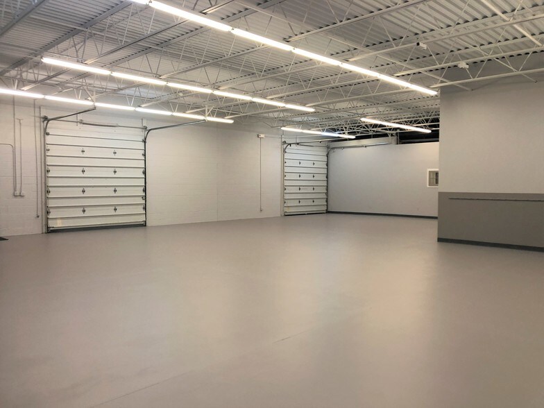 More Photos Of 815 W Liberty St, Medina Warehouse For Lease