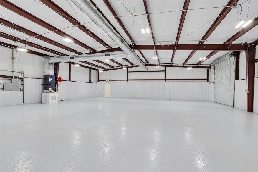 More Photos Of 12585 Rose Rd, Willis Warehouse For Sale