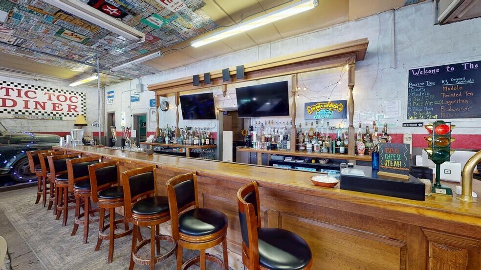 More Photos Of 173 S Gunnison Ave, Lake City Restaurant For Sale