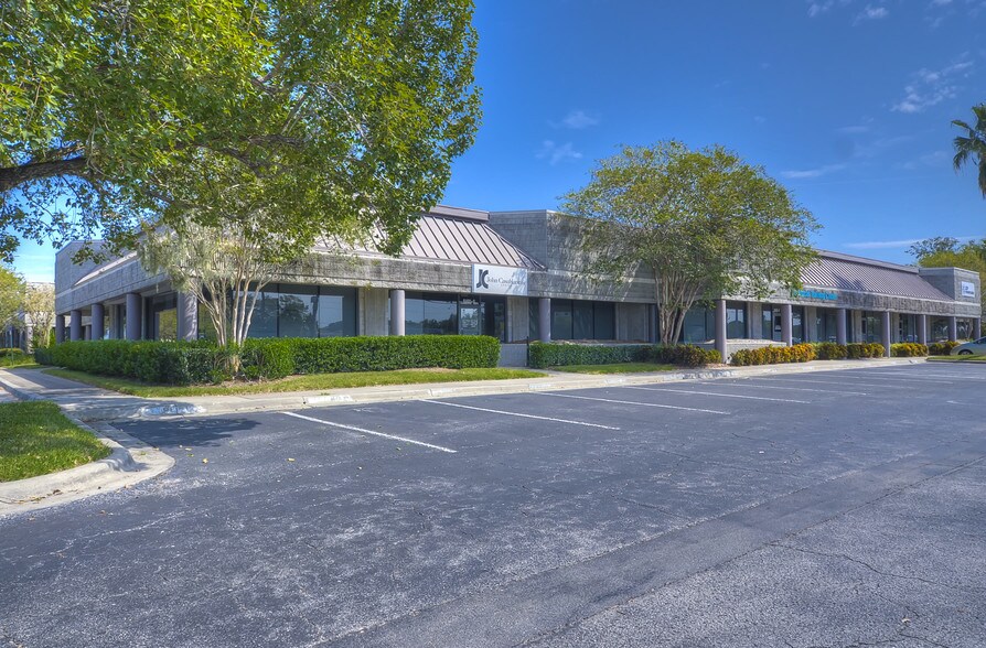 More Photos Of 8507 Benjamin Rd, Tampa Unknown For Lease