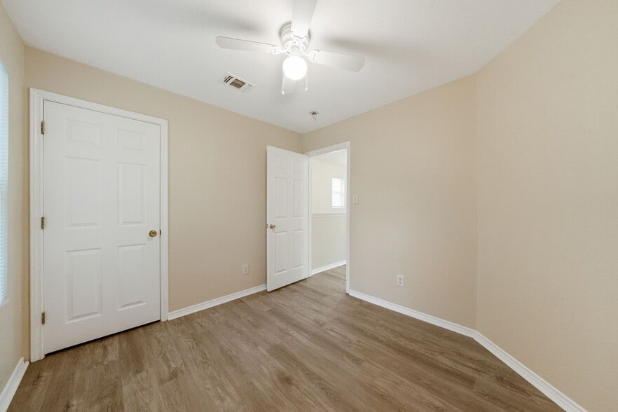 More Photos Of 414 Cupples Rd, San Antonio Apartments For Sale