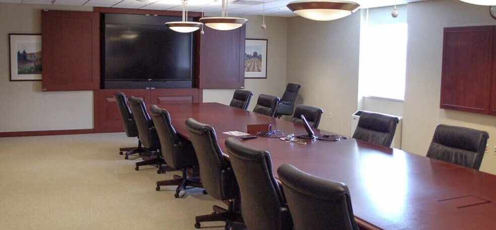 More Photos Of 800 Cabin Hill Dr, Greensburg Office For Sale