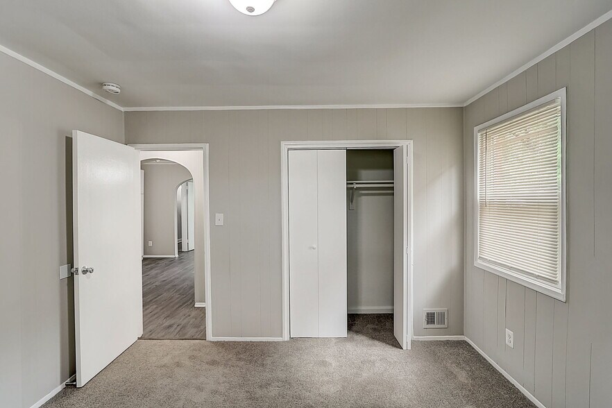 More Photos Of 872 Bellevue St SE, Washington Apartments For Sale