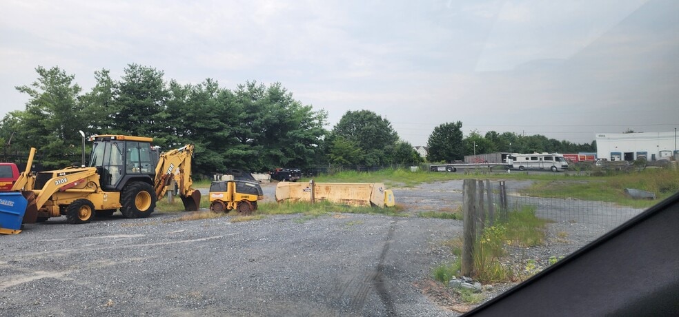 More Photos Of 4619 Wedgewood Blvd, Frederick Land For Lease