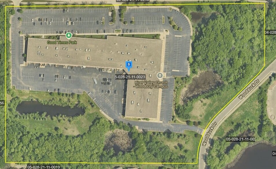 More Photos Of 7805 Hudson Rd, Woodbury Flex For Sale