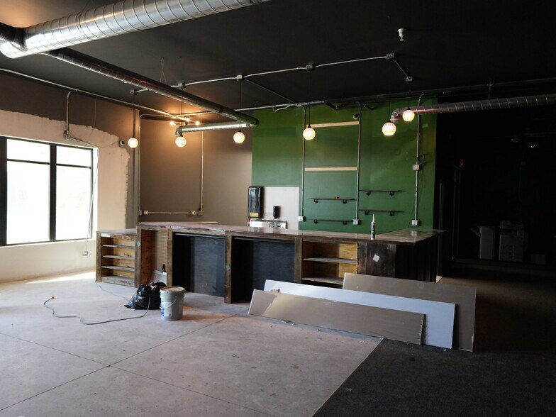 More Photos Of 3210 27th St W, Williston Office For Lease