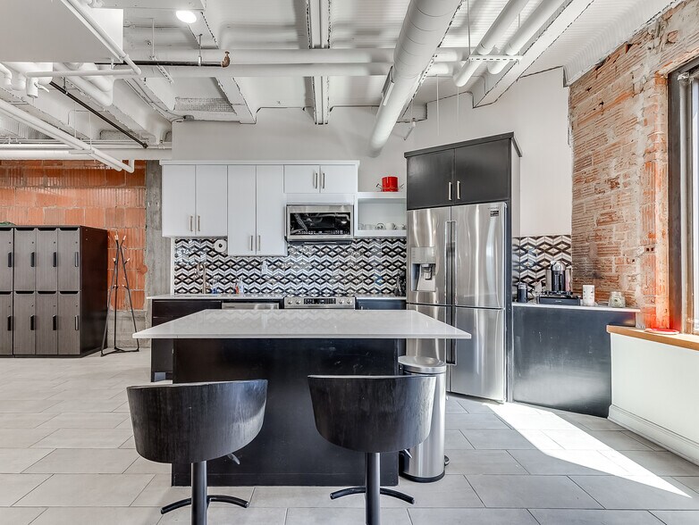 More Photos Of 204 N Robinson Ave, Oklahoma City Office Residential For Lease