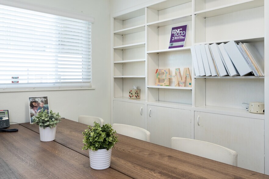 More Photos Of 22283 Main St, Hayward Office For Sale