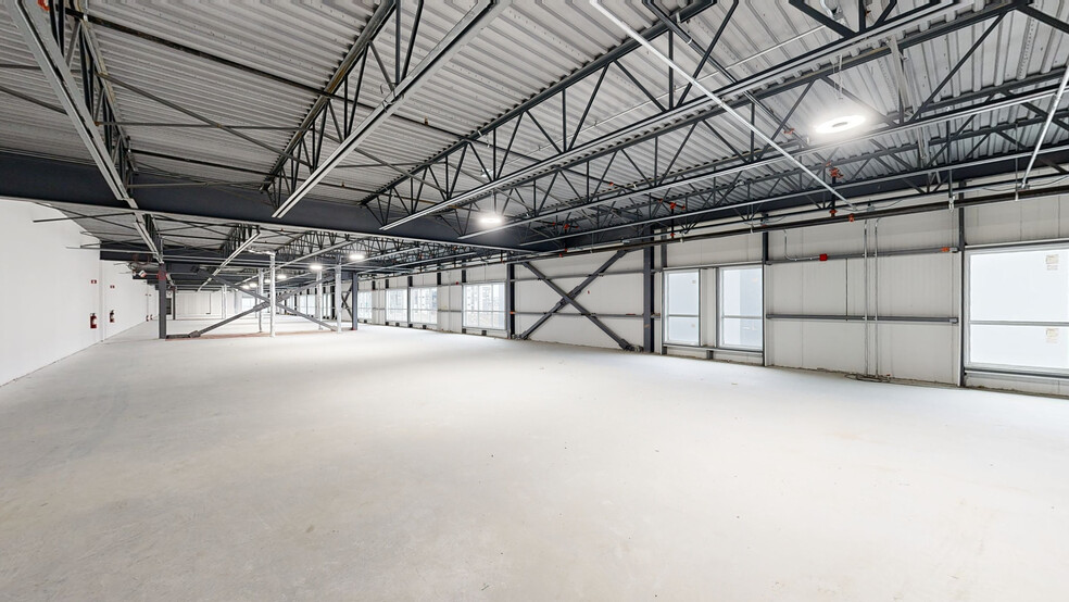 Primary Photo Of 156 Av D'Iberia, Candiac Industrial For Lease