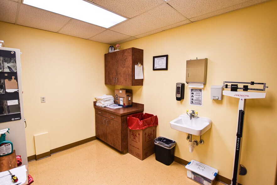 More Photos Of 1480 E 3rd St, Chattanooga Medical For Sale