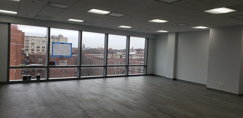 More Photos Of 3808 Union St, Flushing Office Residential For Sale