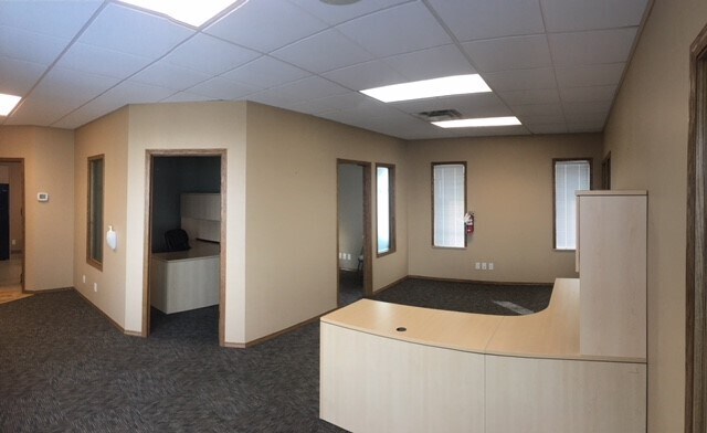 More Photos Of 8024 Edgar Industrial Cres, Red Deer Industrial For Lease