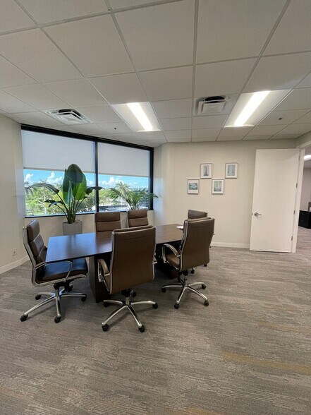 More Photos Of 4800 N Federal Hwy, Boca Raton Medical For Sale