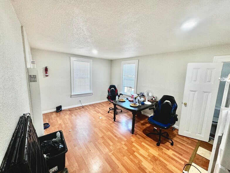 More Photos Of 1507 Prince St, Berkeley Apartments For Sale