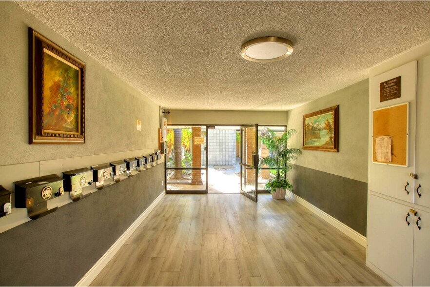 More Photos Of 145 W Grove St, Rialto Apartments For Sale