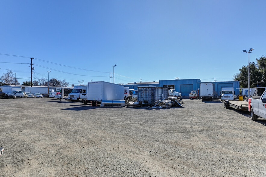 More Photos Of 1441 Richards Blvd, Sacramento Service For Lease