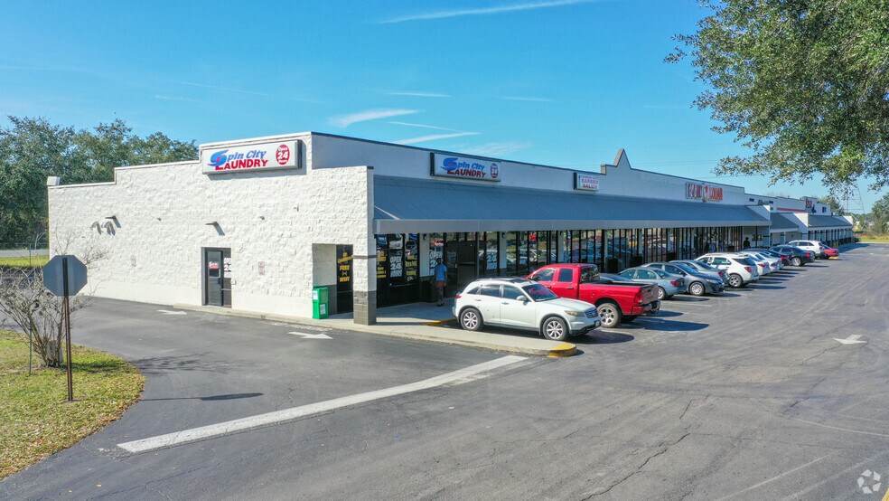 More Photos Of 9264 SE Maricamp Rd, Ocala General Retail For Lease