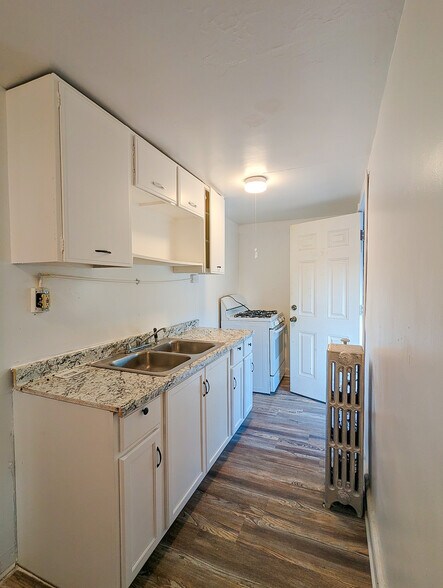 More Photos Of 105 Madison Ave, Endicott Apartments For Sale