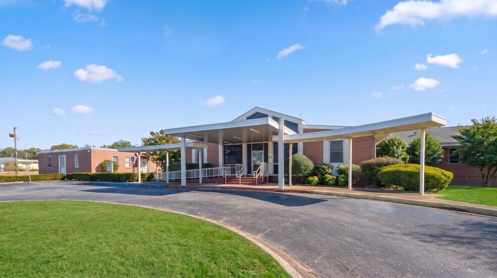 More Photos Of 5500 Stewart St, Milton Medical For Sale