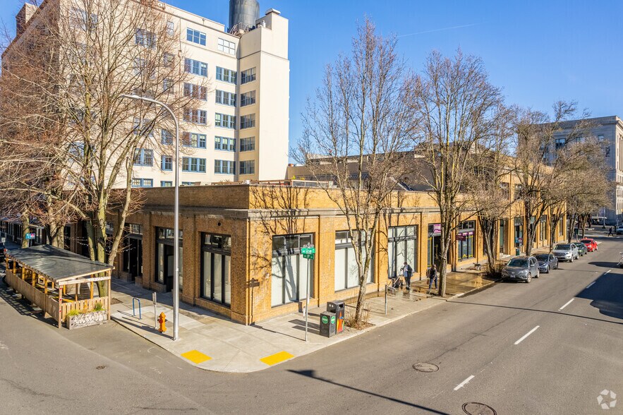 More Photos Of 555 NW Park Ave, Portland Apartments For Lease
