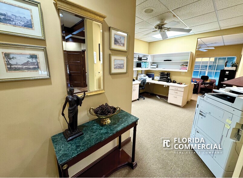 More Photos Of 1115 SE Ocean Blvd, Stuart Office Residential For Sale