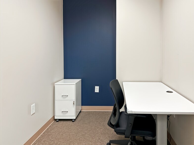 More Photos Of 424 Lewis Hargett Cir, Lexington Coworking Space