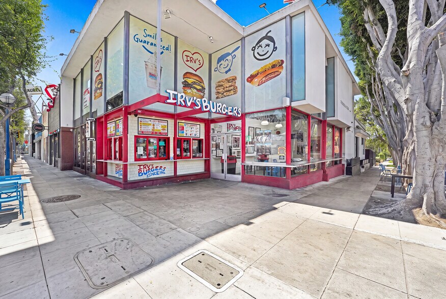 More Photos Of 7998 Santa Monica Blvd, West Hollywood Storefront Retail Office For Sale
