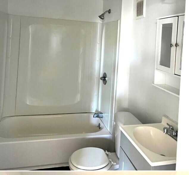 More Photos Of 158-160 W Main St, Walden Storefront Retail Residential For Sale