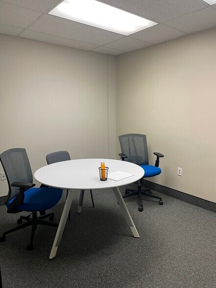 More Photos Of 3555-3559 W Wright St, Boise Light Manufacturing For Lease