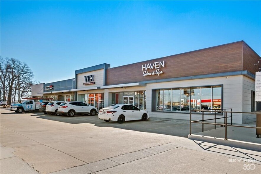 More Photos Of 1395 E Henri De Tonti Blvd, Springdale Unknown For Lease