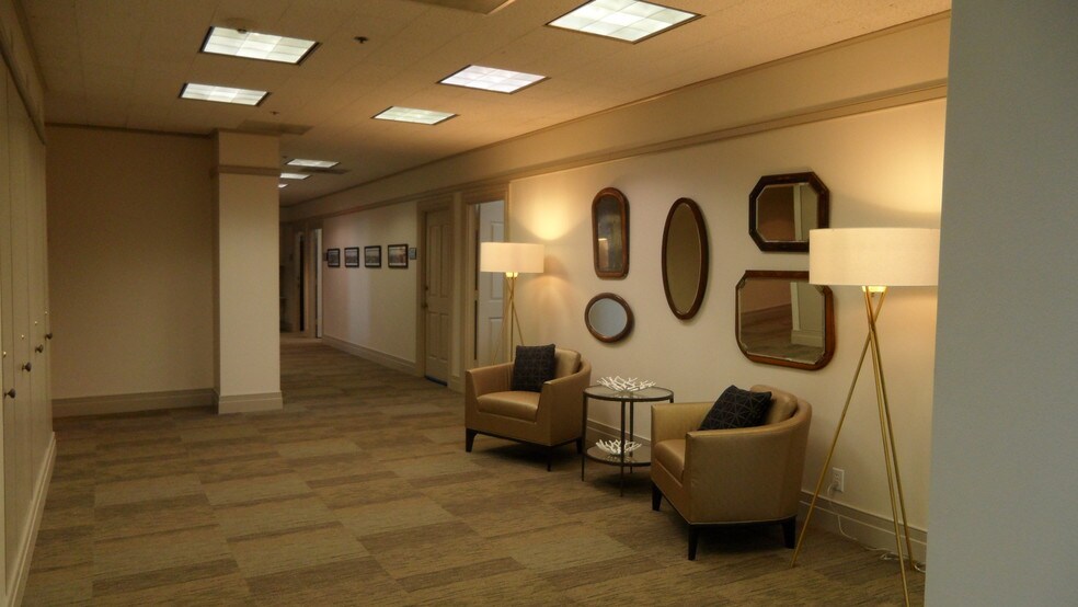 More Photos Of 2228 Mechanic St, Galveston Office For Lease