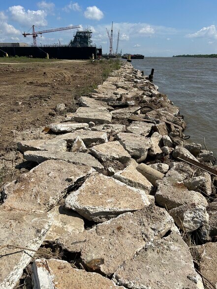 More Photos Of 5850 Procter, Port Arthur Land For Lease