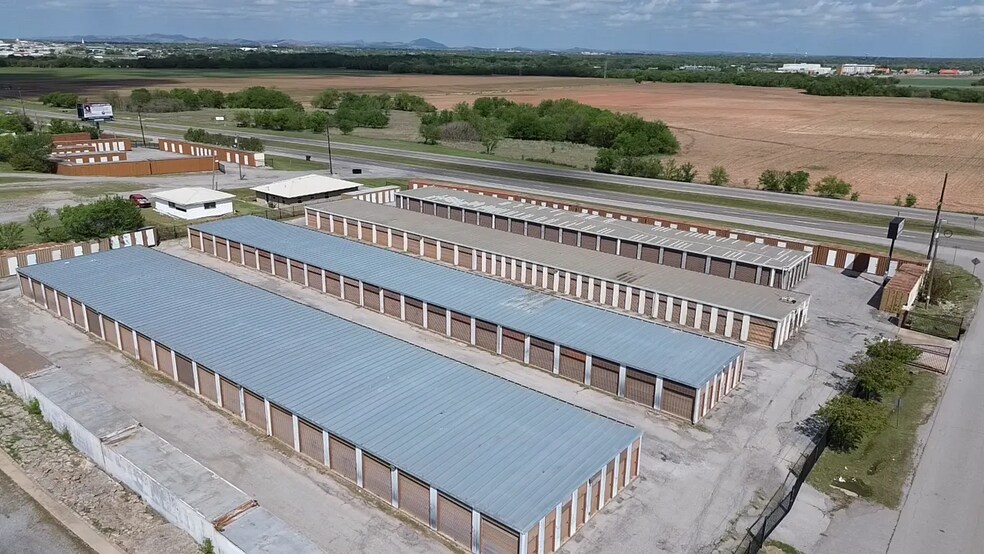 More Photos Of 2311 SE Lee Blvd, Lawton Self Storage For Sale