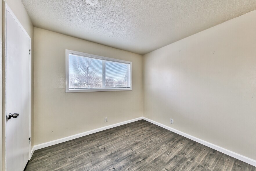 More Photos Of 420 Lee St, Carson City Apartments For Sale