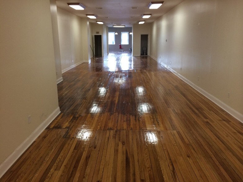 More Photos Of 808 N Broad St, Philadelphia Office For Lease