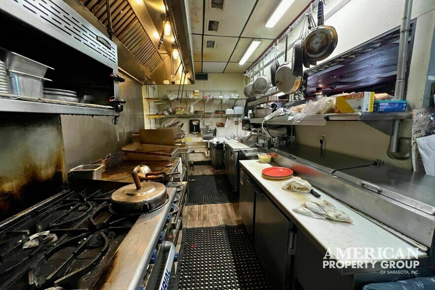 More Photos Of 987 S Packinghouse Rd, Sarasota Restaurant For Sale