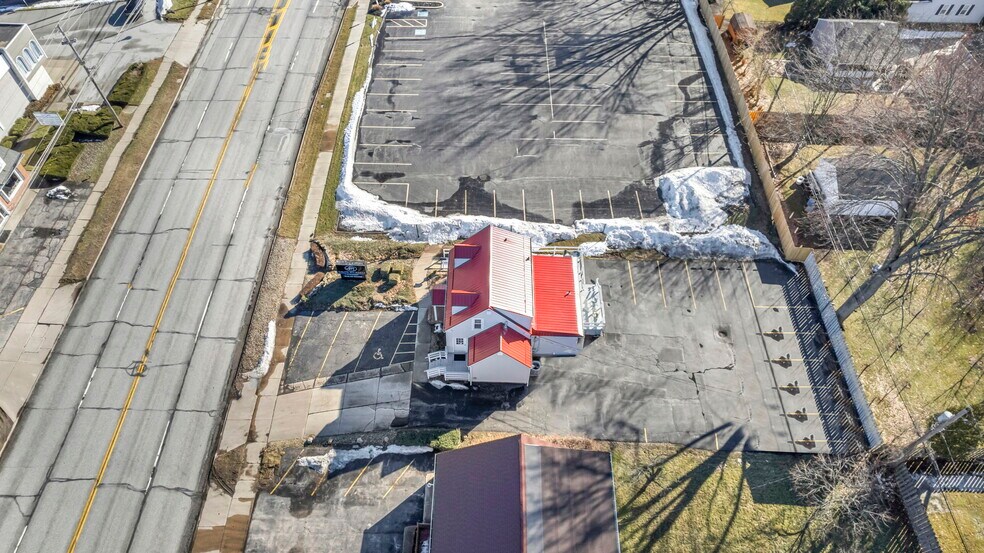 More Photos Of 7362 Center St, Mentor Freestanding For Sale