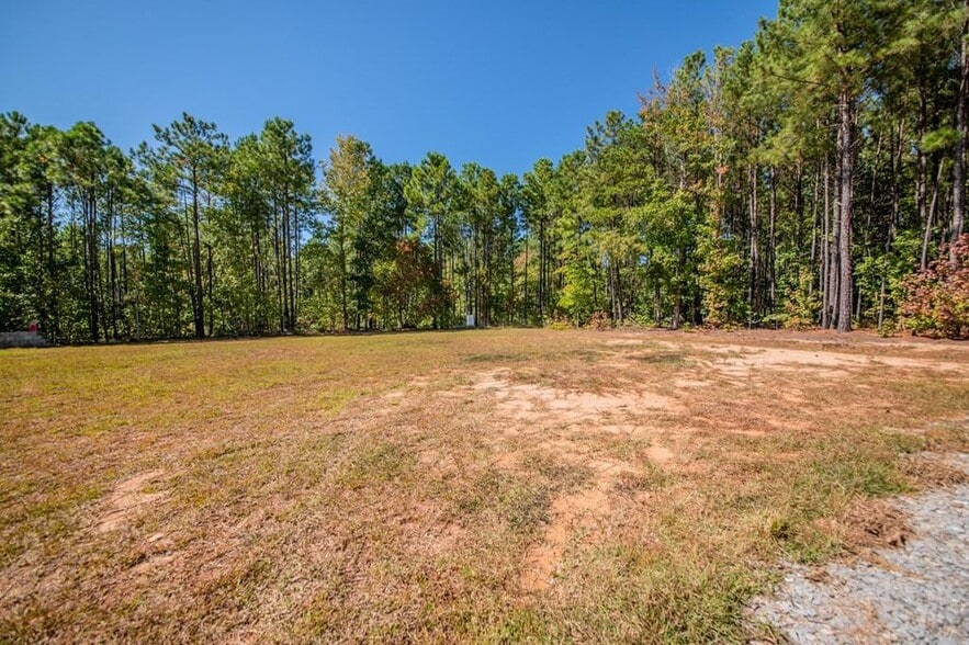 More Photos Of 171 Stanley Rd, Henrico General Retail For Sale