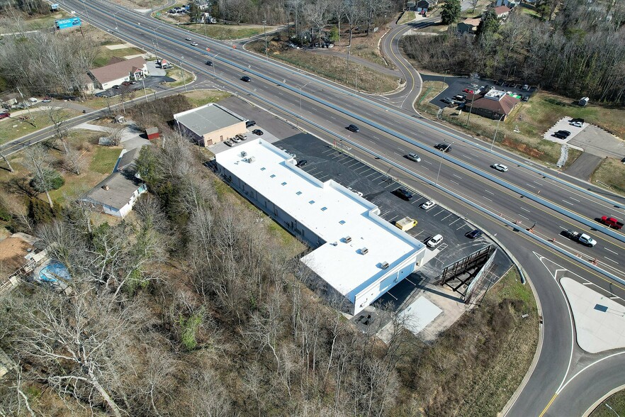 More Photos Of 3125 - 3169 Lakemoor View Rd, Knoxville Storefront For Lease