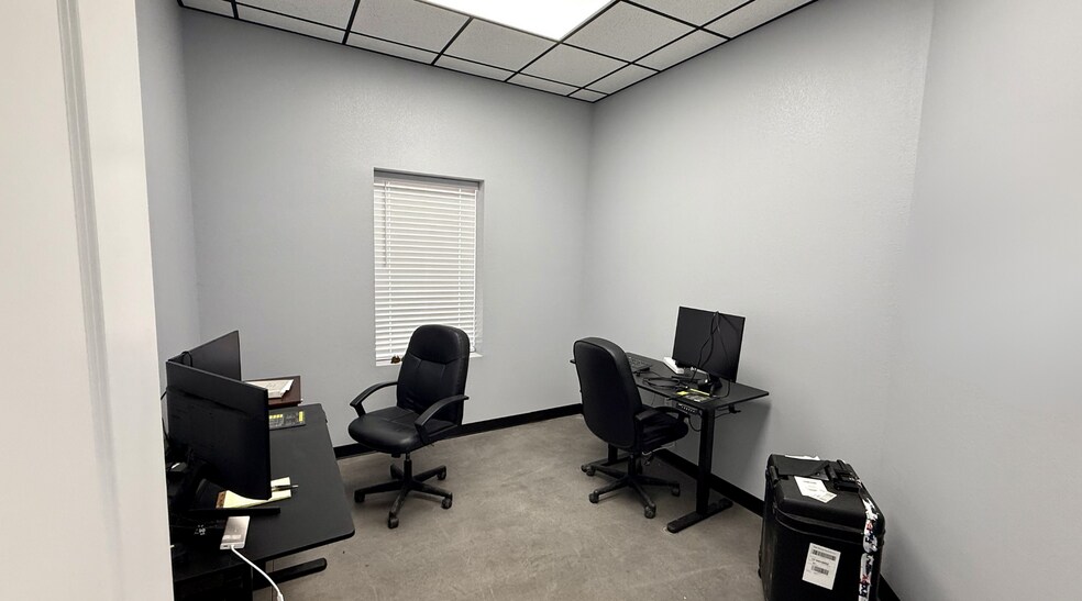 More Photos Of 2607 Holdridge Road, Midland Warehouse For Sale