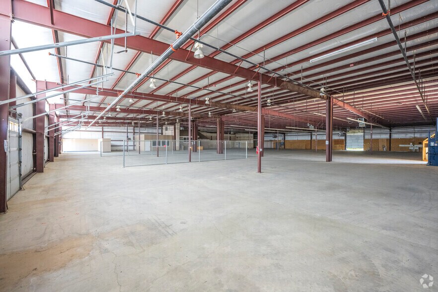 More Photos Of 4174 US 64, Kirtland Distribution For Sale
