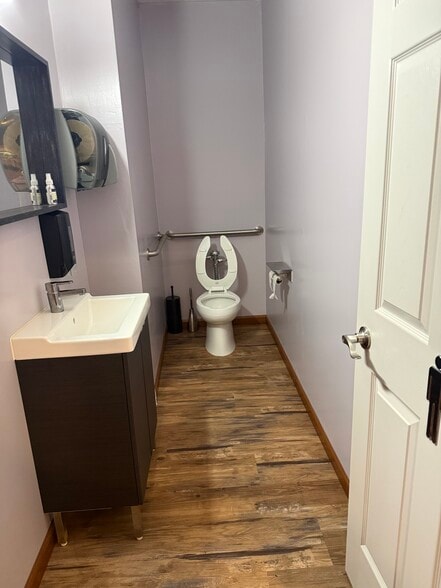 More Photos Of 838 Niagara Falls Blvd, Buffalo Convenience Store For Sale