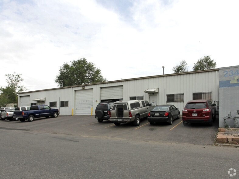Primary Photo Of 2318 S Delaware St, Denver Warehouse For Sale